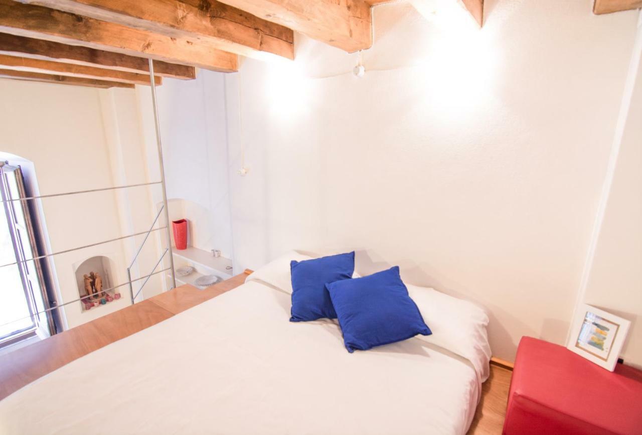 Modern Apartment In Historic Building Cagliari Exterior photo